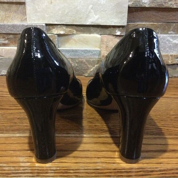 SALVATORE FERRAGAMO Black Patent Leather Pumps Closed Toe Block Heels - Picture 3 of 13